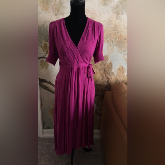 Anthropologie Maeve Wrap Midi Dress – Raspberry – Size 8 - Picture 8 of 8